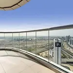 Damac Paramount B - Beautiful Three Bedroom
