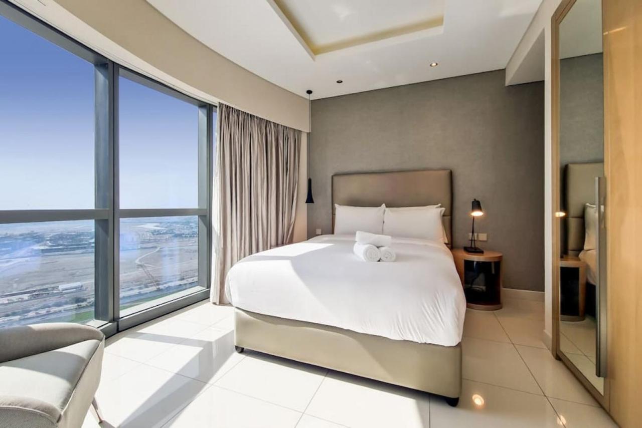 Apartment Damac Paramount B - Beautiful Three Bedroom *